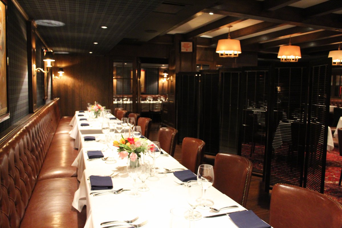becky_randle's tweet photo. Did you know? We love semi-private parties! We do our best to ensure the most exclusive experience that doesn't break the bank. Reach out for more details! Events@tortoiseclub.com #CelebrateatTortoise #privatedining #privatevents https://t.co/cXK8tlJBeI