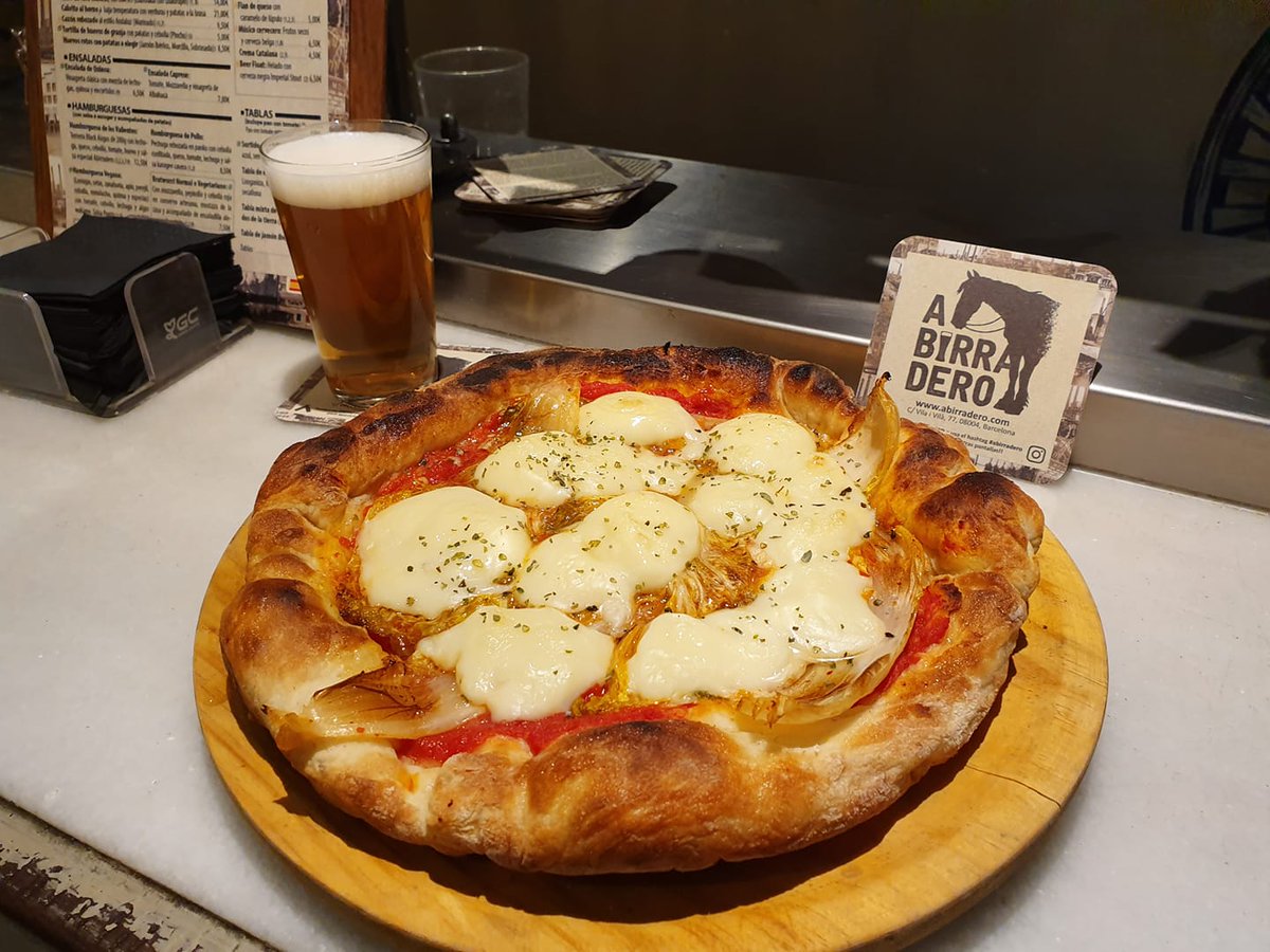 BeLiveEat's tweet photo. ■ Pizza | Kimchi | Cerveza Artesana ■
Nada mejor que un evento de gastronomía que combina lo lúdico y lo saludable. Un maridaje de tres productos fermentados. ¡Una explosión de sabores!

■ Jueves 28/03, a partir de las 19 en @Abirradero.

■ Link: https://t.co/JV2HEIIThe https://t.co/rYInPDrWHq