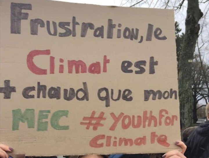 LSlogans's tweet image. La pauvre 😒