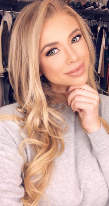 Have a good day babes ? https://t.co/QVZQq1YAq7