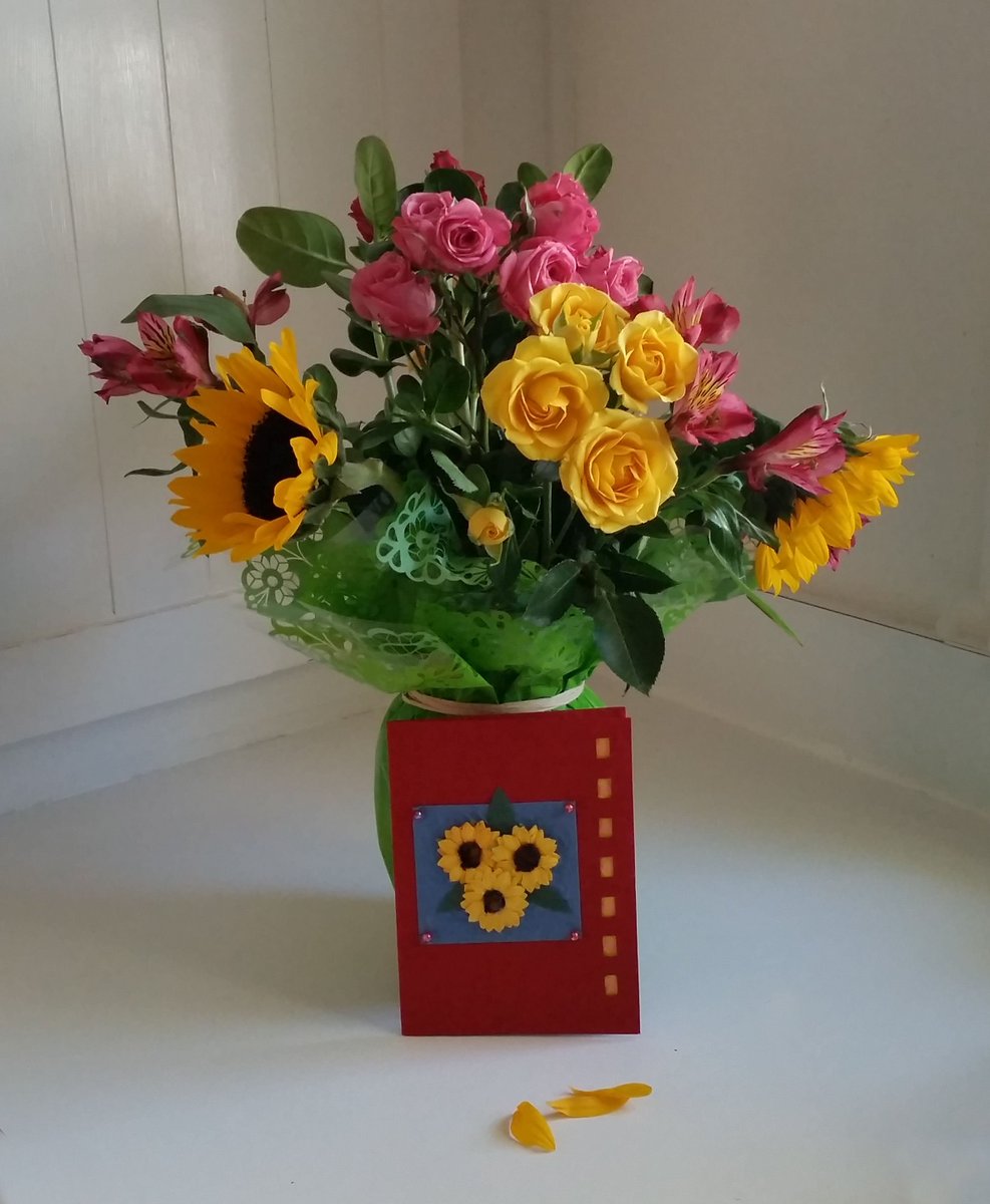 ajmwrites's tweet photo. There's nothing like a friend to help celebrate a big day--the launch of my second novel, Tomorrow's Bread. Thank you, Mickey Reed, for the flowers and cupcakes!! https://t.co/93Rozo4hoz