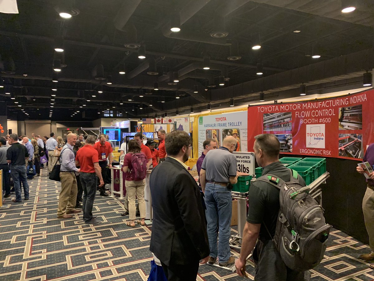 mallorieleduc's tweet photo. Hey @CROSH_CRSST crew! Let’s get working on an #Ergocup team for @AES_IISE 2020! #AppliedErgo2019 #Innovation https://t.co/51JnLwsFd8
