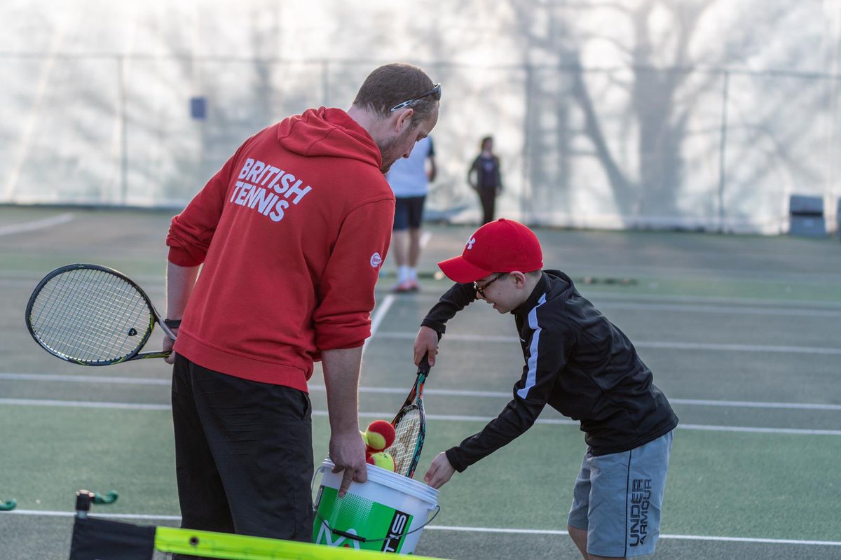 ipswichsports's tweet photo. The Club’s latest Tennis Roadshow session was supported by @ElenaFoundation, @GiveityourMax &amp; @ipswichsports 🎾 24 children tried Tennis, some for the 1st time 🎾 the session was organised by Club Coach @GarwoodAaron assisted by Tennis Manager @ChrisDaynes1 Photos @PavelKricka 👍 https://t.co/Zd3q2JU38F