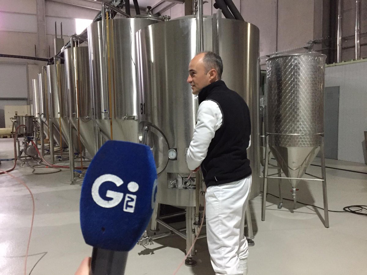Connecticat (@connecticattv) on Twitter photo 🔴 #ENDIRECTE | Un altre emprenedor és l'enginyer Francesc López de Vilablareix (Gironès) Es va quedar a l'atur en plena crisi i es va reinventar amb la cervesa artesana <a href="/whymbeer/">Whym</a> 🍺 Parlem amb ell amb <a href="/tvgirona/">Televisió de Girona</a> <a href="/Vilablareix_cat/">Vilablareix</a> facebook.com/connecticatTV/… 🔴 #ENDIRECTE | Un altre emprenedor és l'enginyer Francesc López de Vilablareix (Gironès) Es va quedar a l'atur en plena crisi i es va reinventar amb la cervesa artesana <a href="/whymbeer/">Whym</a> 🍺 Parlem amb ell amb <a href="/tvgirona/">Televisió de Girona</a> <a href="/Vilablareix_cat/">Vilablareix</a> facebook.com/connecticatTV/…