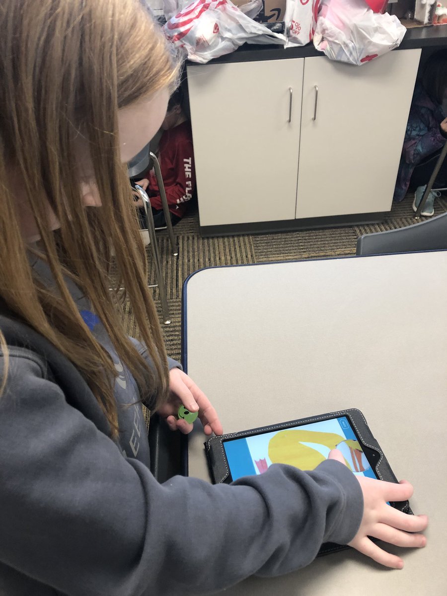 SpiceySpanish's tweet photo. Practicing Oso Café with ChatterPix kids.   @smilingin3rd #TrailBlazeOn https://t.co/pR7UAAyWm1