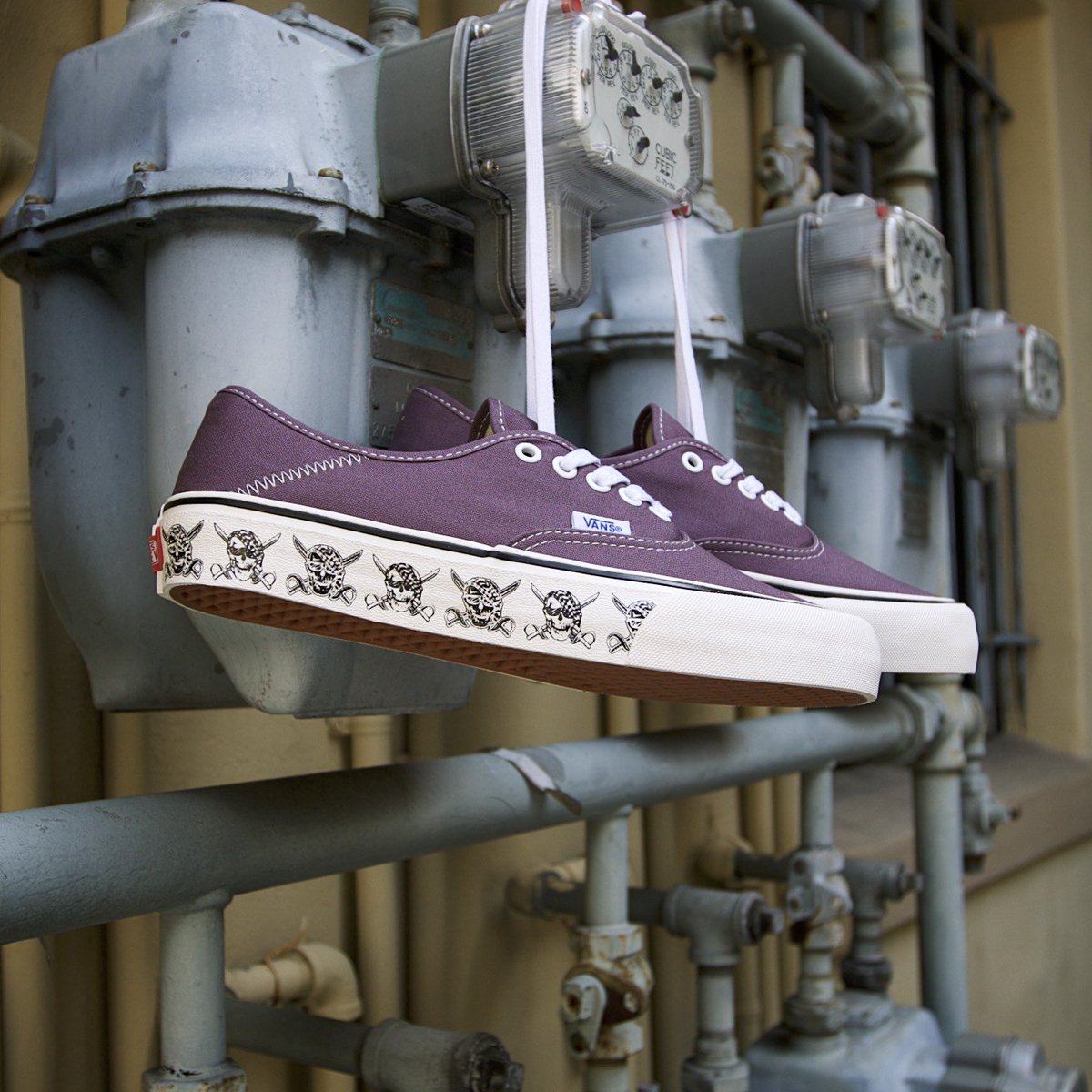 vans authentic sf black