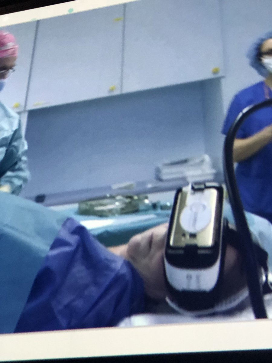 mounaferdi's tweet photo. Waouw learning about how virtual reality can help cancer patients dive into a virtual experience &amp; escape the real world while getting surgery ...  the modules are already available in 10 languages #admbe #virtualsedation 8000 patients already &amp; doctors also involved in this 🙏 https://t.co/2lFOM0AwZ2