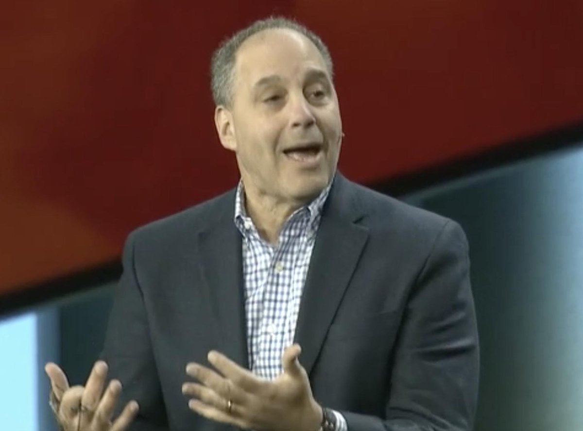 WendyInTech's tweet image. Dan Rosenschweig of @Chegg explains context for their digital transformation. In a nutshell: deep understanding of the audience, their context and the fact that traditional models weren&apos;t cutting it.  #AdobeSummit2019 They know what they know w/analytics #AdobeAnalyticsCloud
