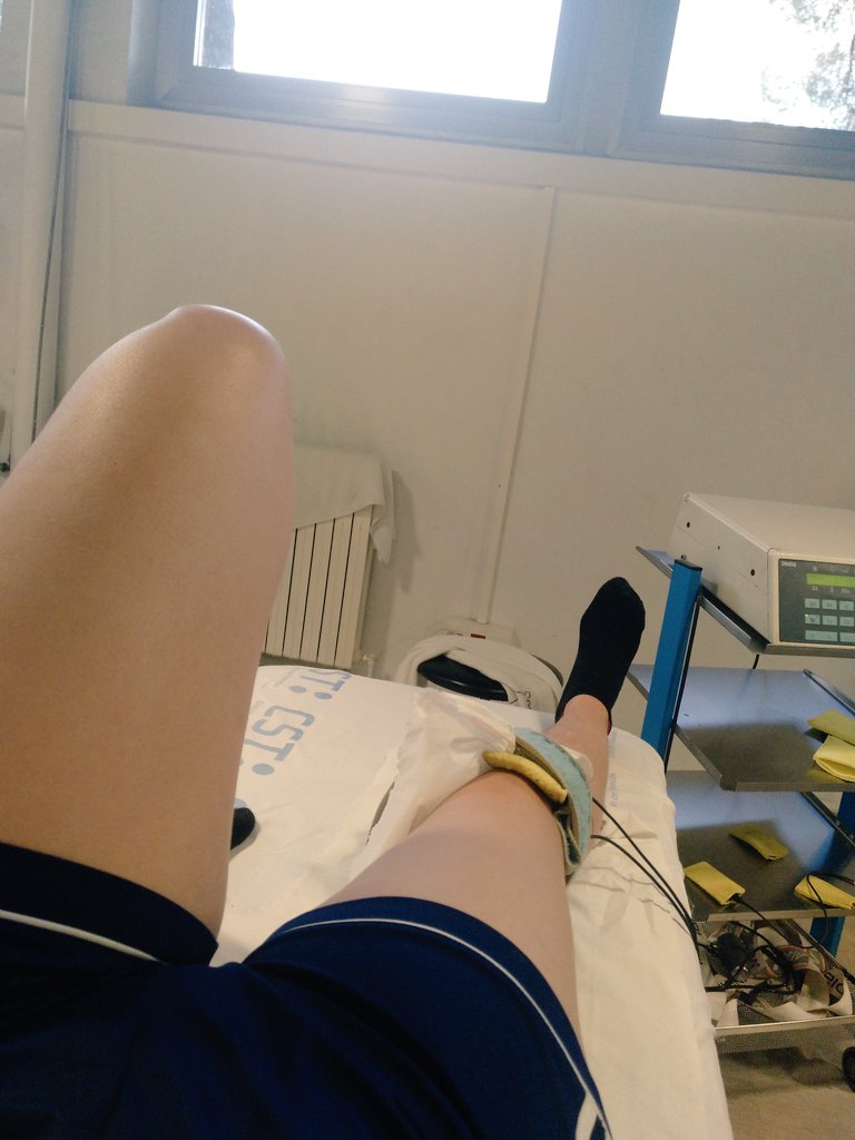 Hoy toca recuperar para volver a estar a tope después de la lesión de rodilla. Próximamente 🔜Copa Presidente de África!