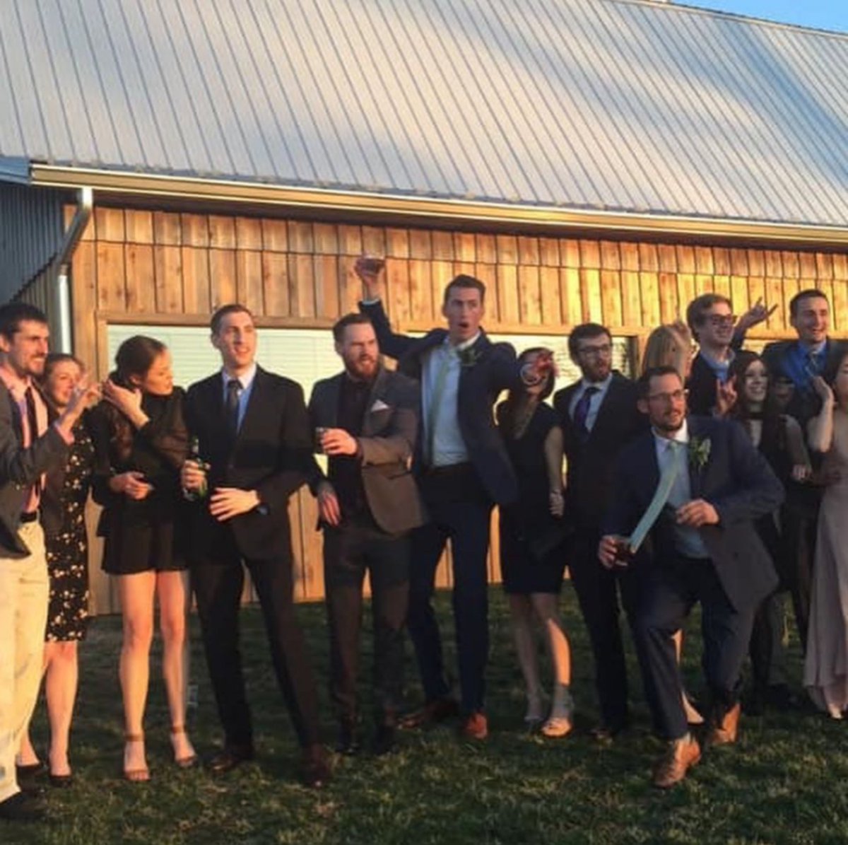 MegHippityHops's tweet photo. I love how dysfunctional this family is. #NYBI #UBXC #OldBullsOnParade https://t.co/yh72fNCyob