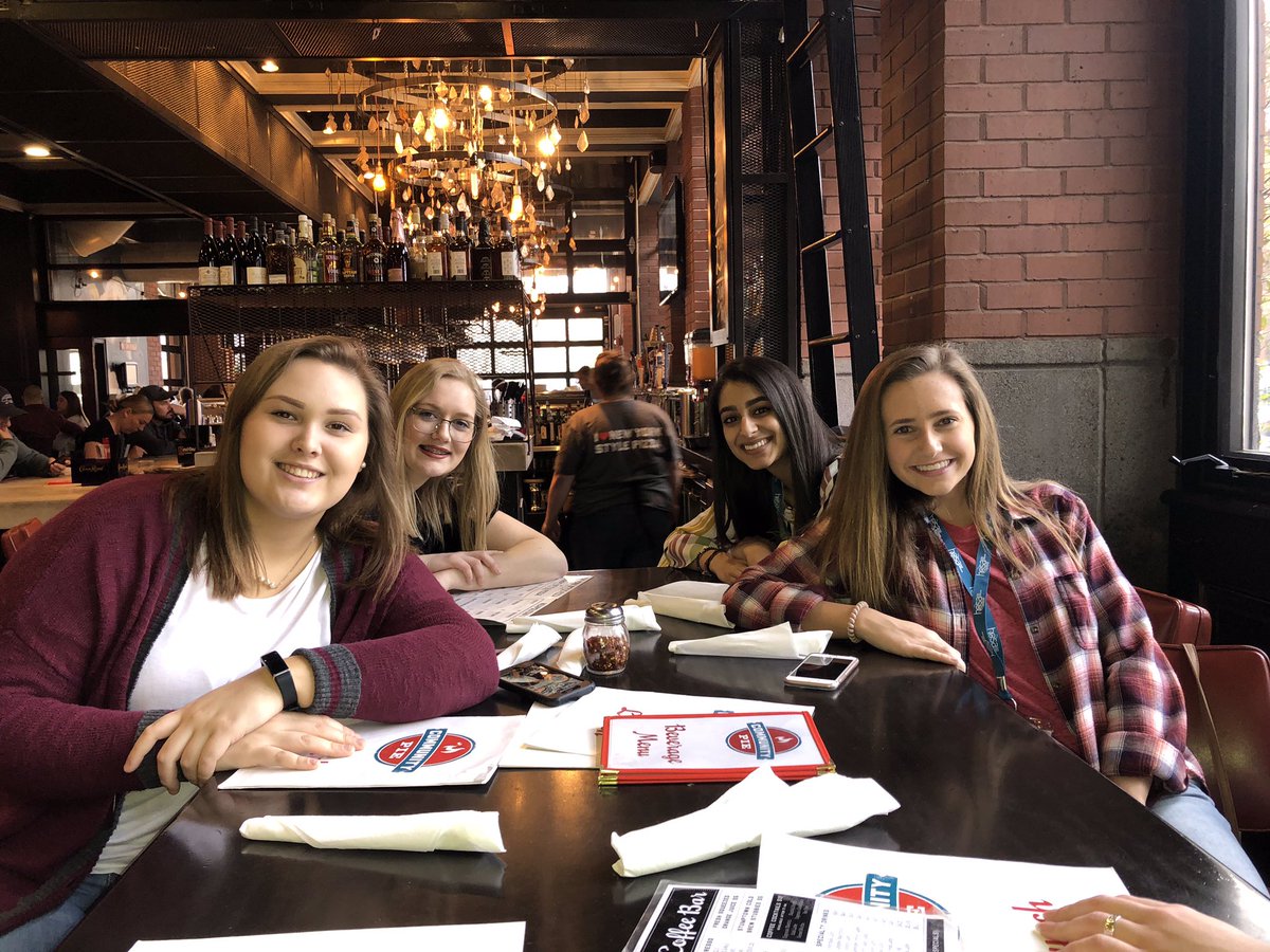 abby_garrett8's tweet photo. HOSA STATE🔥🔥 #TNHOSASLC2019 @sghhosa @shaban_rabia @annaxrad @ashleegauda https://t.co/lI9EgXbQpp