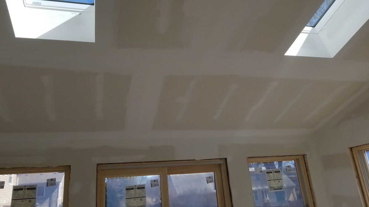 KyleLancasterX's tweet image. Sunroom completed. Drywall hung and taped. The customer is ready to enjoy their spring. @NoticeTMA noticetma.com #Sunroom #drywallfinish