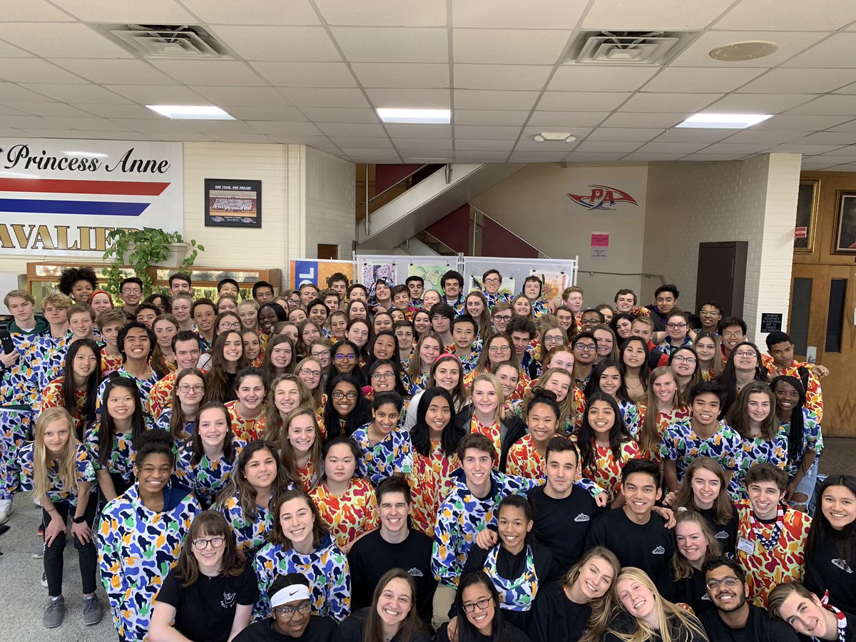 palw2019's tweet image. On behalf of the staff of Princess Anne High school Leadership Workshop, we would like to thank Dr. Williams for coming to speak at this year’s workshop. Additionally, thank you Dr. Williams, @Pharrell, and @FromOneHand for the generous gift! #KeepClimbingHigher