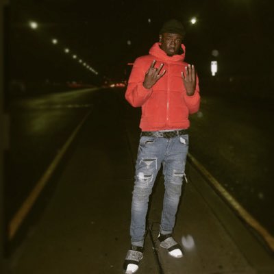 ayebillion's tweet photo. #NewProfilePic https://t.co/jOCRYN9dhR