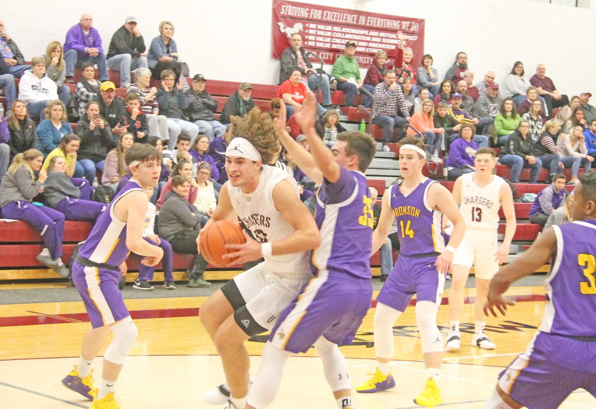 Congratulations to Quincy junior William Dunn <a href="/wi11iam_dunn/">William Dunn</a> who was named to the Associated Press Division Three All-State First Team.
Union City's Larson Kever <a href="/LarsonKever/">Lark</a> earned D3 All-State Honorable Mention.
<a href="/QHSBoysHoops/">QHS Mens Basketball</a> <a href="/QHSBLACKHOLE/">The Black Hole</a> <a href="/UCHSSB/">Maroon Monsoon</a>