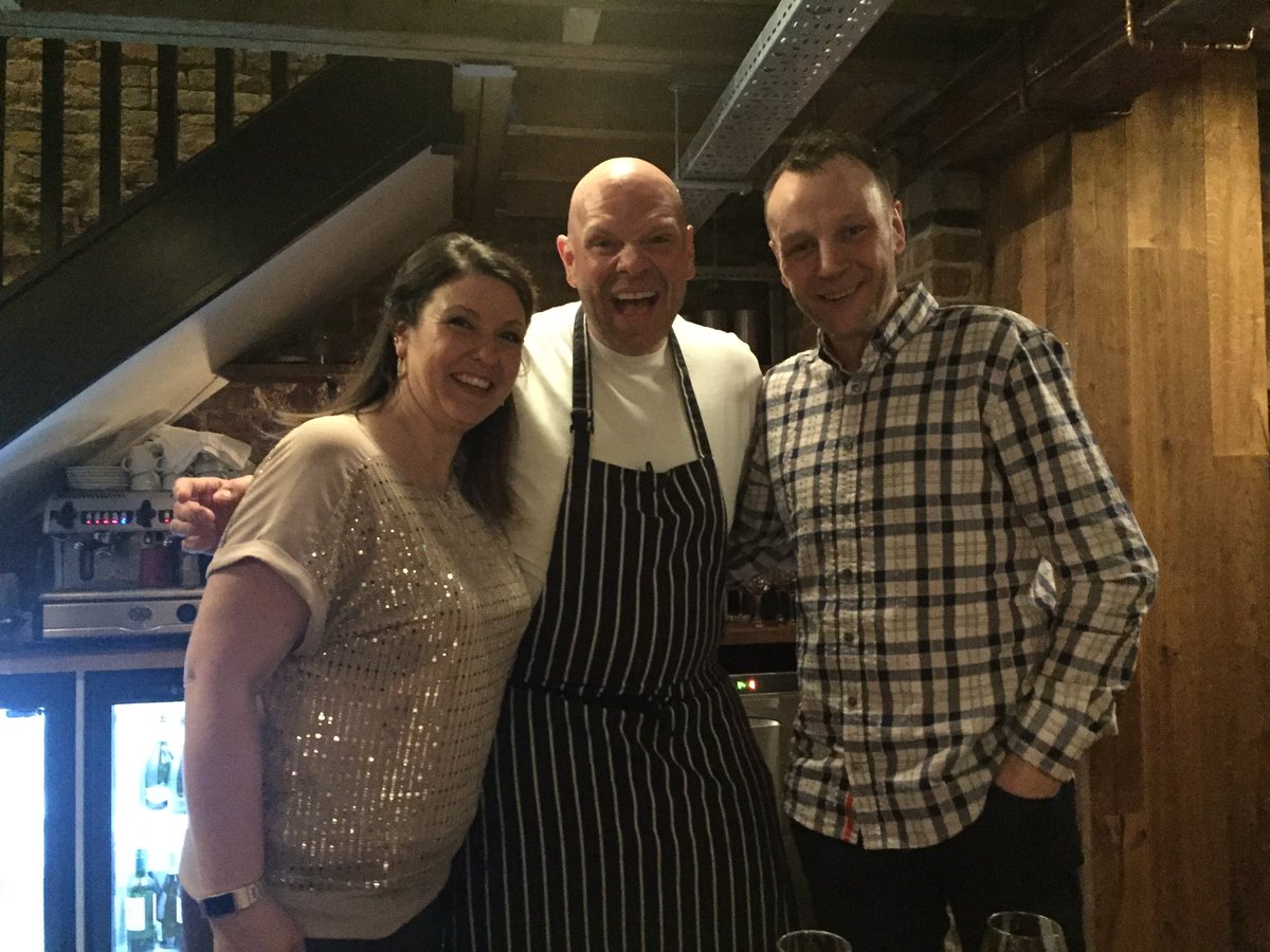 Hannahfounds's tweet photo. @GaryGarycheyne6 Awesome night @WreckfishBistro with the amazing @ChefTomKerridge & @GaryUsher13 #deliciousfood #liverpool #Kala #stuffedFull https://t.co/qSXgiqJuWB
