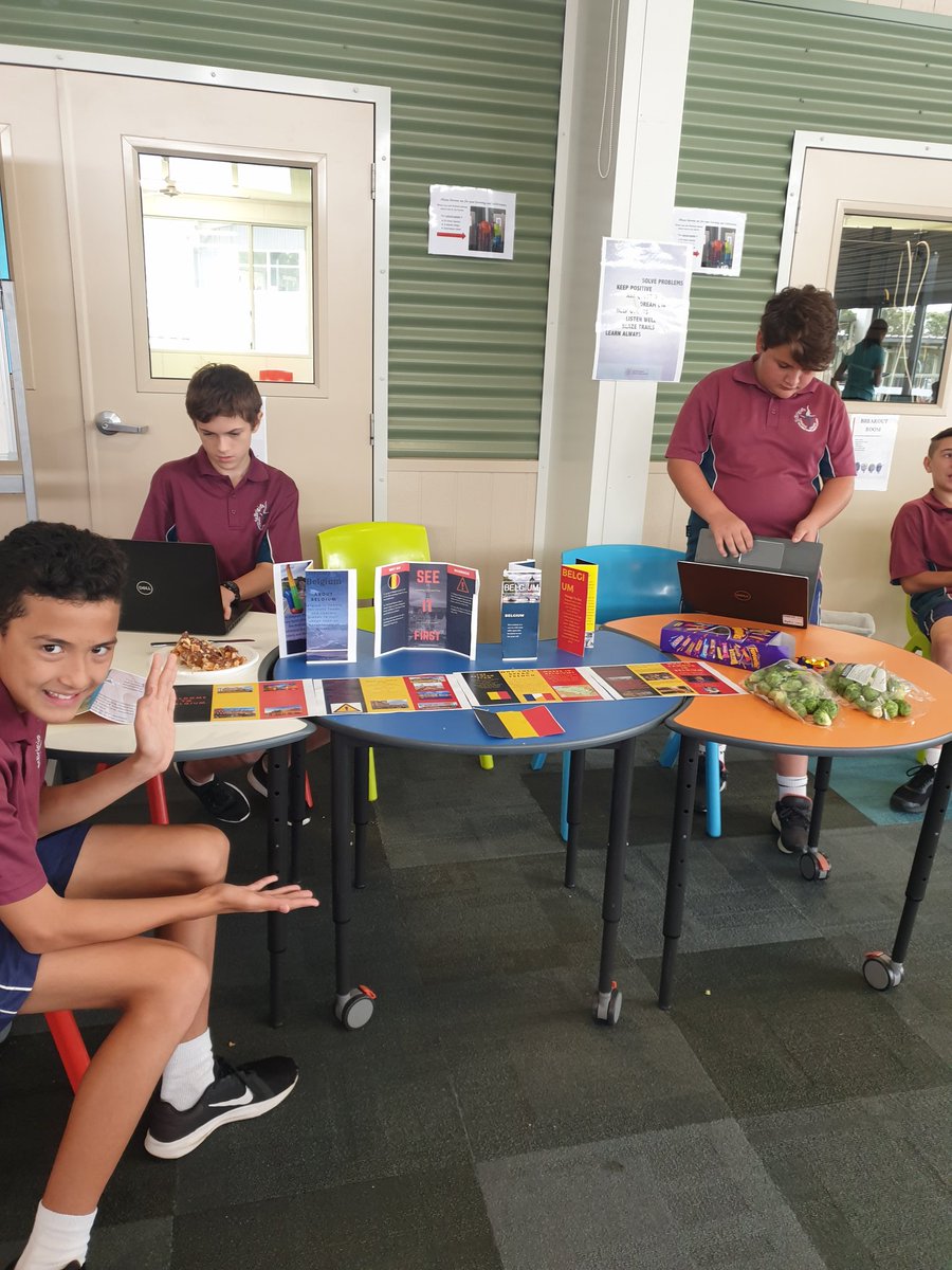 _shadow690's tweet image. We out here in French