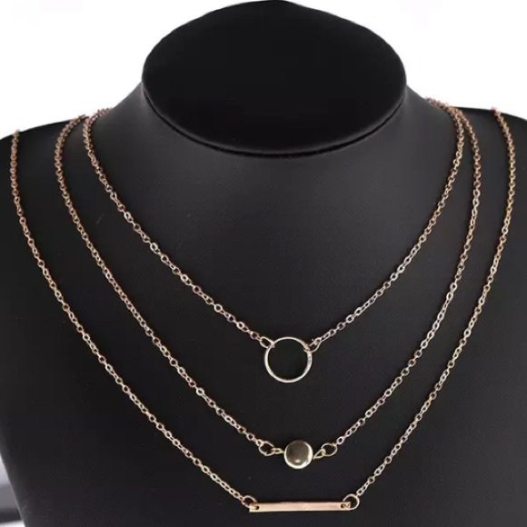 ShawnDuplechain's tweet photo. So good I had to share! Check out all the items I'm loving on @Poshmarkapp from @TaraLayos @peaceloveartjoy #poshmark #fashion #style #shopmycloset #michaelmichaelkors #caslon #gratefulmaker: https://t.co/uoARjV1GUQ https://t.co/e4PpeNOz5F