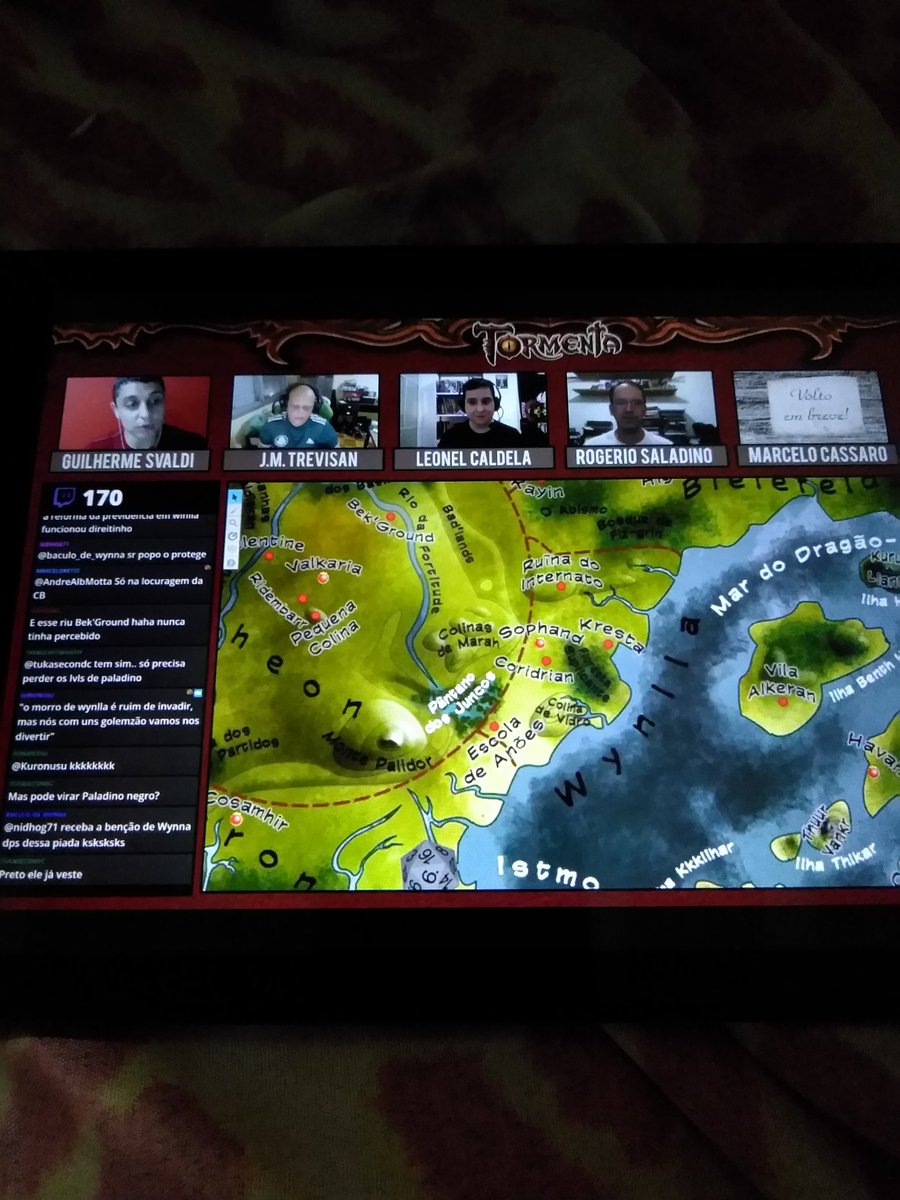 BrunoEfiemi's tweet photo. Assistindo a mesa oficial do RPG mais jogado do Brasil! #guildadomacaco #tormenta20 https://t.co/67qQUniclp