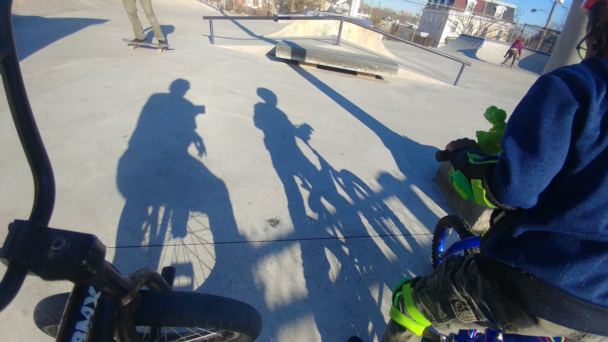 MrFNTM's tweet photo. New bike forda boy ..impulse buy/he getting bigger/ he was at the park with the serious face on.. So I had to๐คท๐พโโ๏ธ๐๐พโโ๏ธ๐ด๐พโโ๏ธ๐
#bmx #breadbmx #proudpapa #happytears https://t.co/lURzhZBbzE