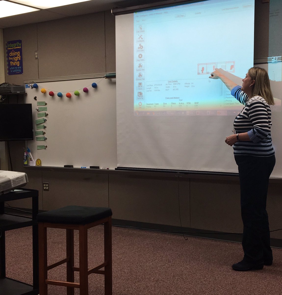MrsSmeilesClass's tweet photo. Career day was a big success! I love hearing our learners talk about what they might do in the future &amp; learn how reading is important in all different types of jobs! So thankful for our volunteers &amp; faculty who made the day possible! ❤️ #NHECareerDay #CYSDProud @NH_Elementary https://t.co/rfZUh5k6RL