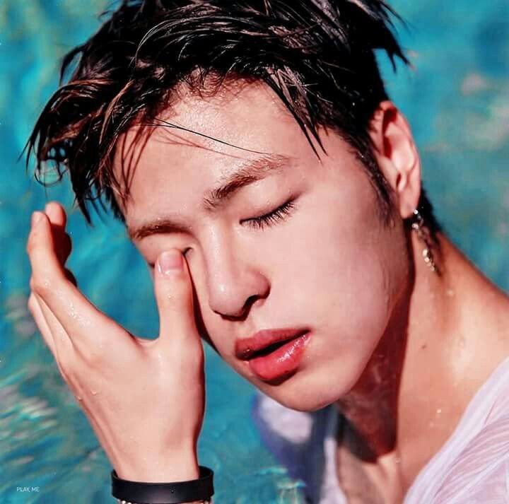 idolsperfeitos's tweet photo. Koo Junhoe - iKON https://t.co/ueXjCpm7Xz