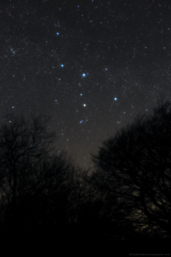 willgater's tweet photo. The stars of Cassiopeia shining over the heart of @ExmoorNP last night. https://t.co/rr961OtGwY #Exmoor #darkskies #astrophotography https://t.co/YKE0n1azYk