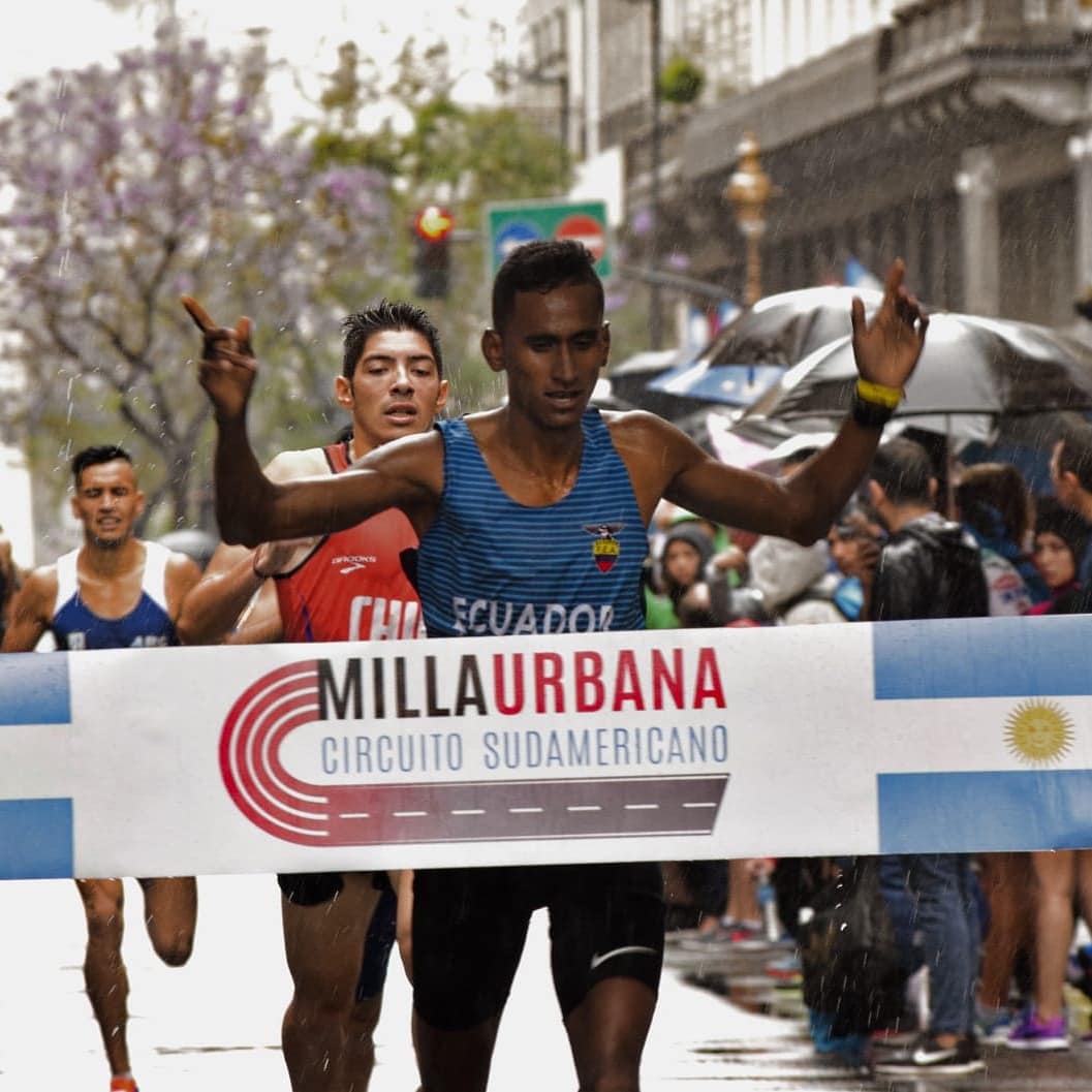 MillaurbanaBA's tweet photo. Se viene el Circuito Sudamericano de Milla Urbana.

7 países, 1 distancia, la misma pasión. 🇨🇱🇺🇾🇪🇨🇵🇪🇨🇴🇵🇦🇦🇷

Y este 2019 será Campeonato Iberoamericano de Milla Urbana.

1609mt para dejar todo en cada zancada. 

#millaurbana #MillaUrbanaBa🇦🇷 https://t.co/9gqmvJBGCT