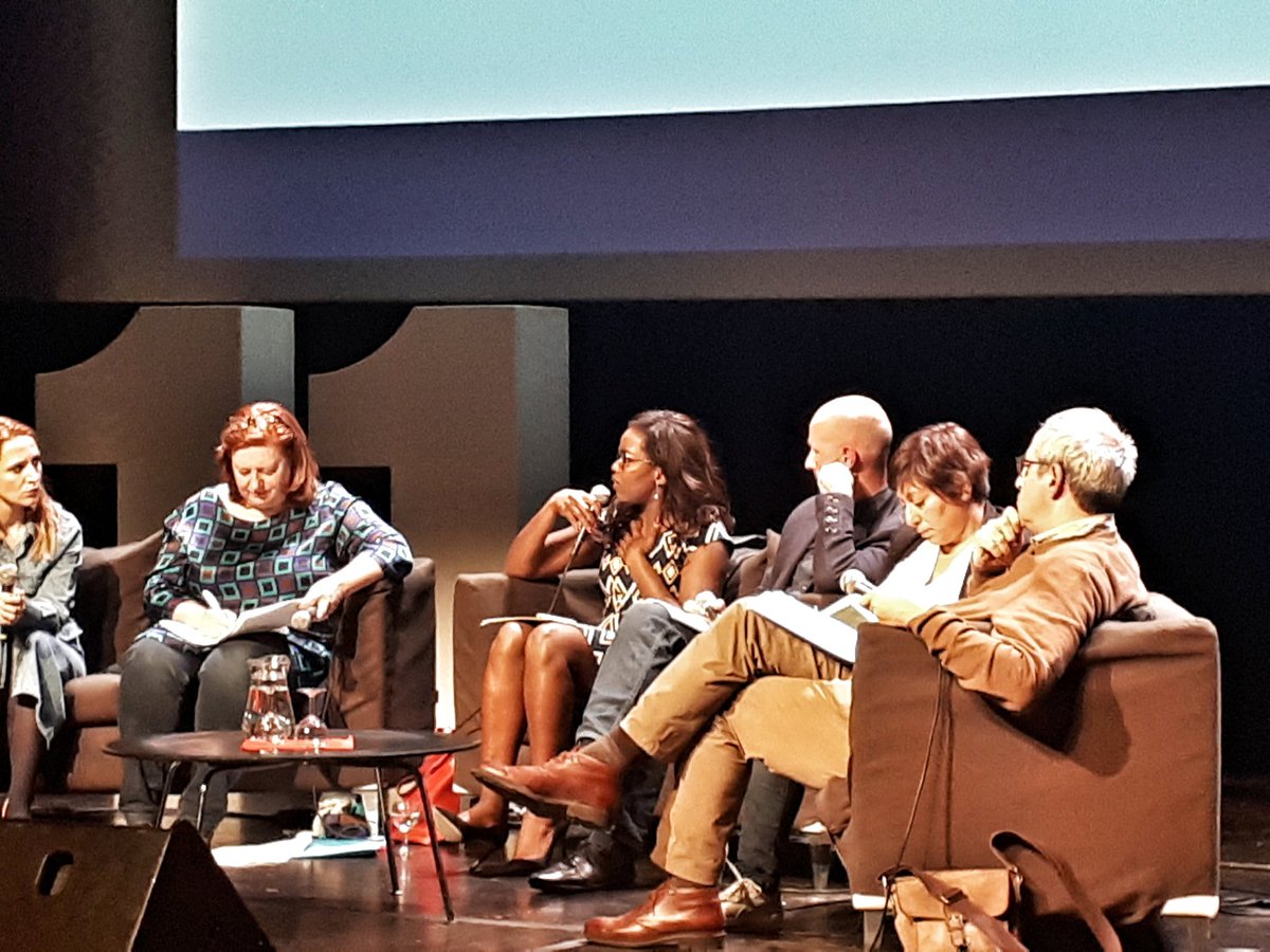 Miescosemans's tweet photo. .@Assita_Kanko is duidelijk: 'We moeten van migratie een positief verhaal maken. Los problemen op daar waar mensen vluchten en zorg voor sterk Europees migratiebeleid dat mensensmokkelaars aanpakt.' #11debat https://t.co/5AGyIWSHLY