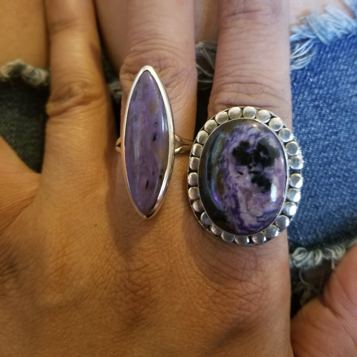 GiGiVedaBohemia's tweet photo. My favorite Charoite ring - Gorgeous deep purple stone with black swirls. Named for the Chara River in Russia or perhaps coming from the Russian word "Chary" meaning magic or charms. I am calm, grounded, and living in the Present Moment 💜 #Charoite #transformation https://t.co/O24sC7bNzd