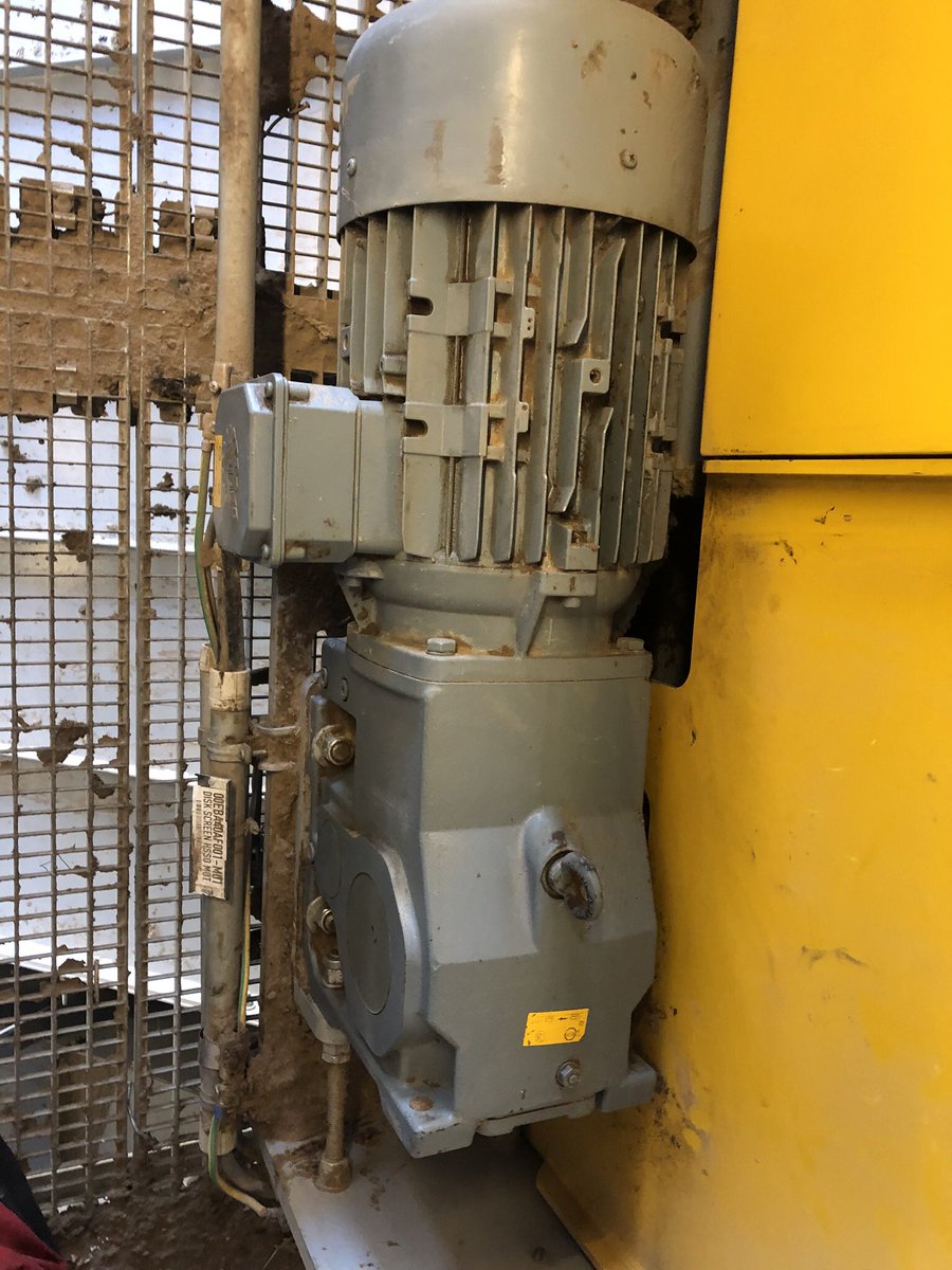 78Engineering's tweet image. 78 Engineering Gearbox Service
Oil changed / Sampled / Clean