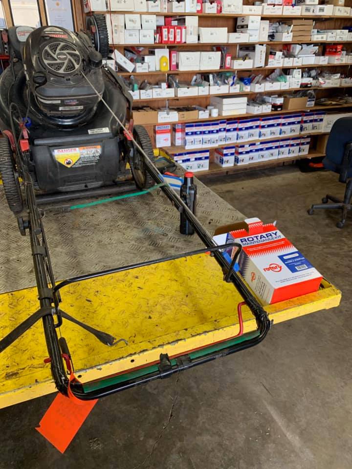 RotaryCorp's tweet photo. Rotary Maintenance kits are used at Hare Creek Power Equipment in Fort Bragg, Ca. Ask your Rotary dealer to use Rotary Quality Parts on your equipment!
#RotaryCorp
#RotaryDealers
#RotaryMaintenanceKits https://t.co/tOxiplII7g