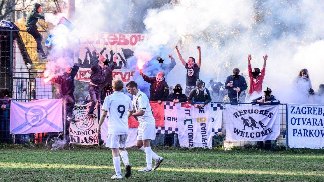 Aib On Twitter Antifa Fussball Kroatien In Kroatien Versuchen Antifaschist Innen Mit Dem Kleinen Fussballverein Fc Zagreb 041 Zagreb 041 Sowohl Auf Den Rangen Als Auch In Der Region Gegen Den Gesellschaftlichen Rechtsruck Vorzugehen Https T