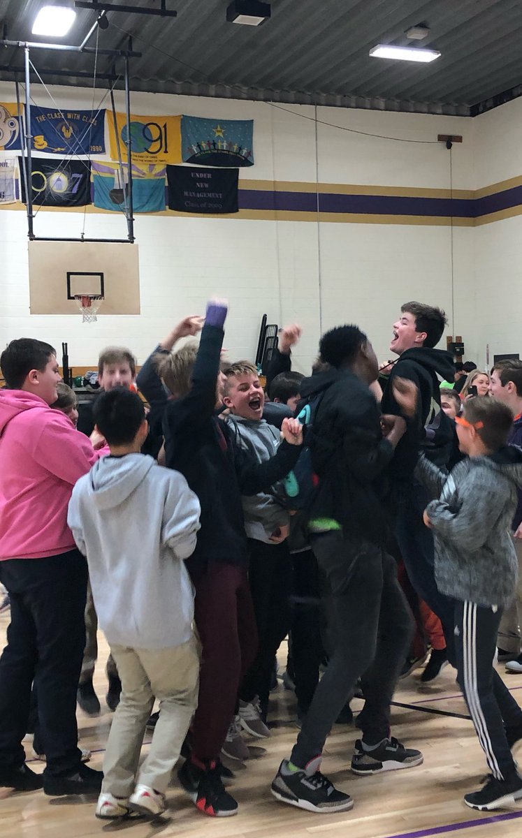 _goupil's tweet photo. @fourdiamonds Mini THON @PerkiomenSchool so fun today! We are super close to our funding goal...expect to break it by end of week https://t.co/f4X9KA497Z