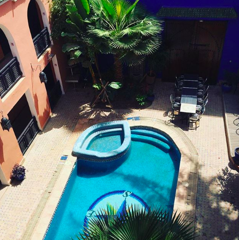 ShakaSurfMoroc's tweet photo. P O O L * V I E W S
#morocco #blueskies #moroccanpinks #riad #surfriad #surfholidays #nature #palms #surfholiday #surfschool #traditionalriad #explore #roam #vacation #tamraght #taghazout #surfers #surfsup #surfstyle #palmtrees #pool https://t.co/QiJdwLXk6X