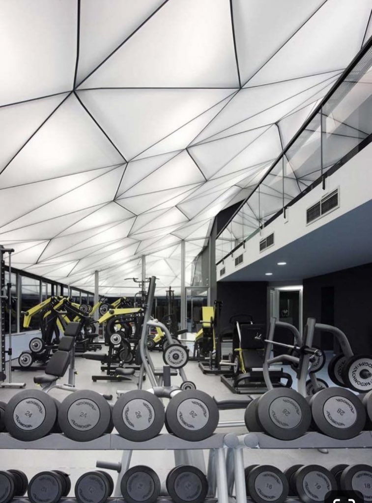 MrOladinni's tweet photo. Someone should give me contract, let me do their gym like this 😍 #DinnActive https://t.co/bdrqHGqnjC