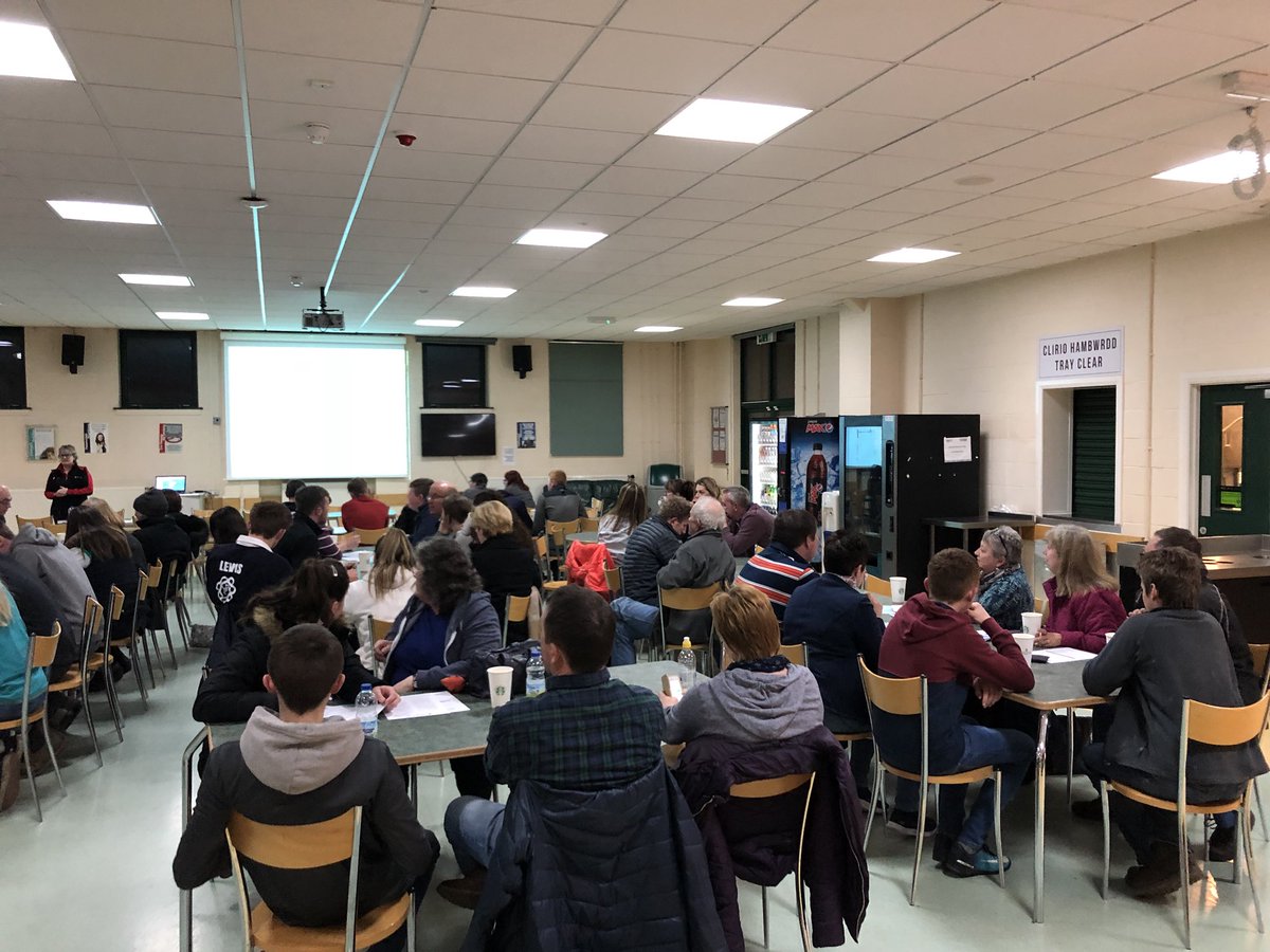 Sarahhh_Bennett's tweet photo. Full house tonight for one of our New Zealand Tour meetings 🏴󠁧󠁢󠁷󠁬󠁳󠁿 🇳🇿 #excitingtimes #newzealandstudytour2019 https://t.co/5BDXgoa9jF