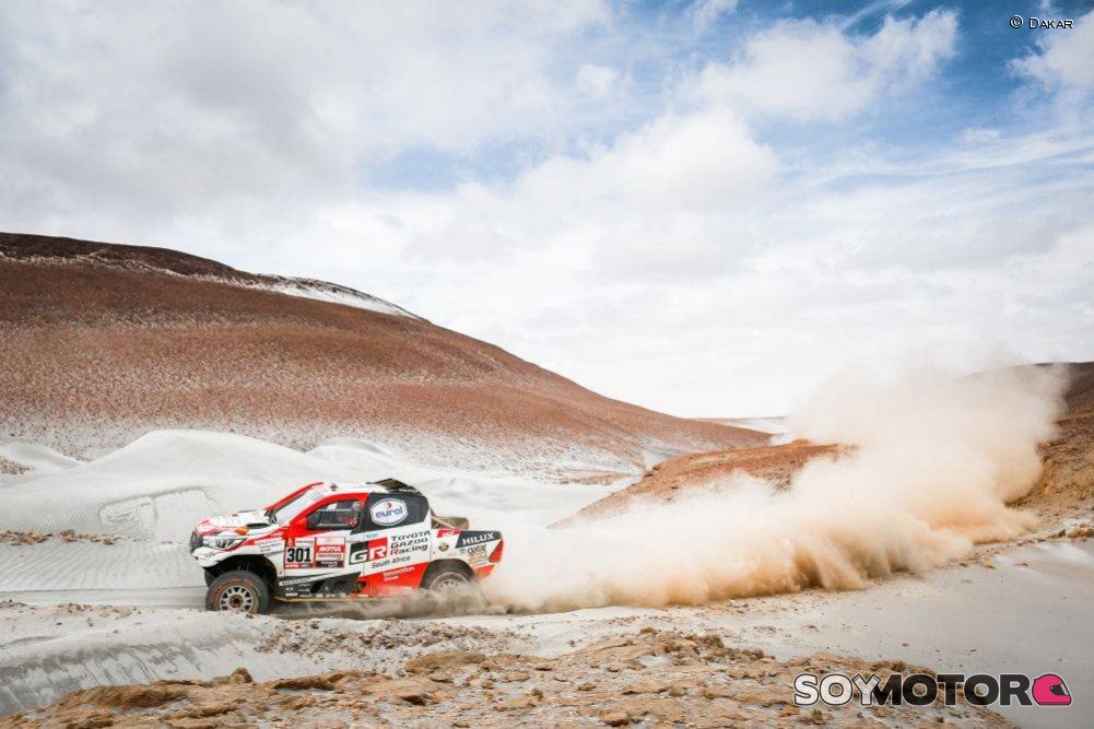 Así es el Toyota Hilux DKR que probará Fernando Alonso - bit.ly/2JKe8NZ #Dakar