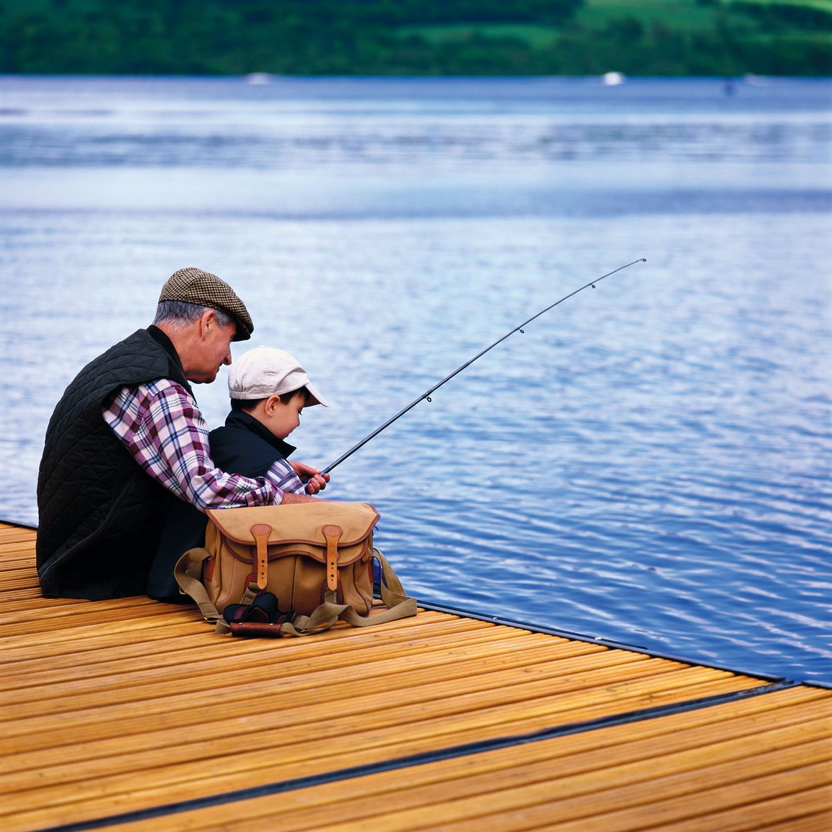 SKGov's tweet photo. Canadian Armed Forces Veterans will be eligible to receive free hunting and angling licences for the 2019-20 season. Licences will be available April 12 and will require proof of identification. https://t.co/Kru1O0Hzvi