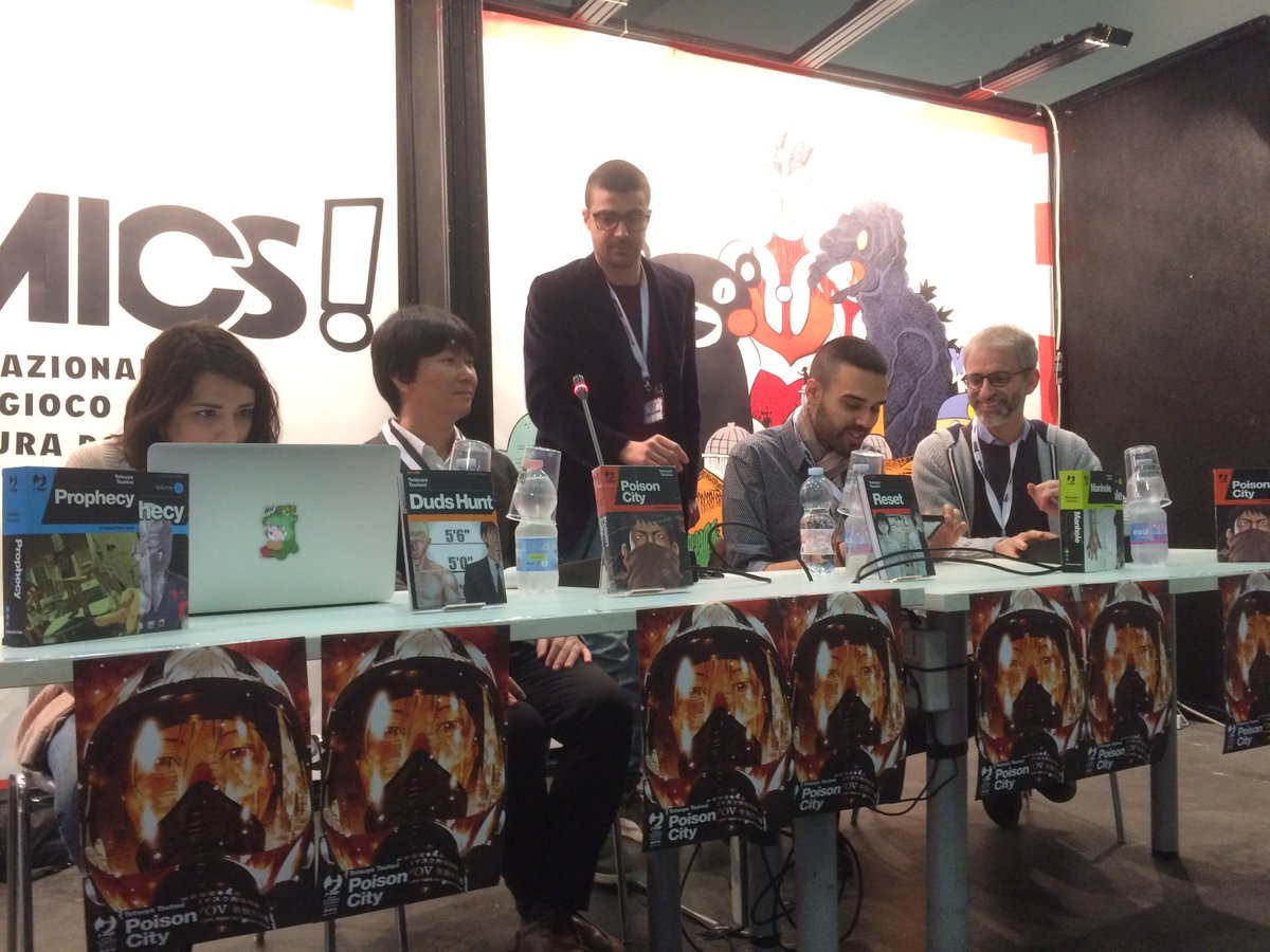 Ochacaffe's tweet photo. Al festival @becomicspadova una tavola rotonda con il mangaka Tetsuya Tsutsui (da @JPOPMANGA ), @DarioMoccia, @fumettologica, per parlare di fumetto. #manga #fumetti #becomicspadova #becomics2019 https://t.co/fUcPSuiA2w