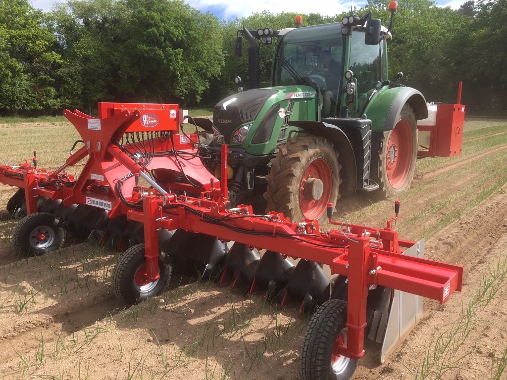 rwlservices's tweet image. #byeengineering  #trojanbandsprayer