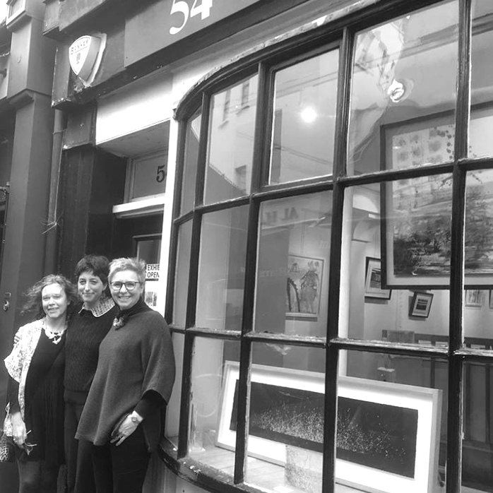 julieleachart's tweet photo. Farewell to #54TheGallery and @bowerfineartuk's first #exhibition in #London. It’s been more successful than any us imagined. Thank you to all the lovely folk who have supported our venture. We look forward to seeing you again at future events with new work to share with you. https://t.co/heUaOYoKcJ