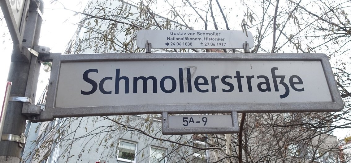 43\\ Since 1914, there is a street named after Gustav von Schmoller in the district Alt-Treptow. Schmoller might or might not have been there for the inauguration. He died three years later in 1917.