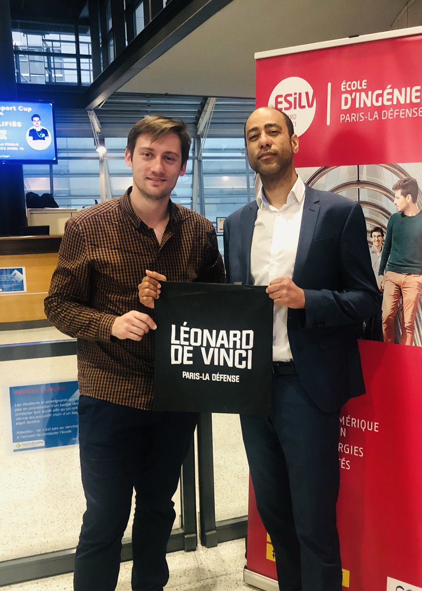 medhi's tweet photo. Un grand merci pour votre accueil et aussi pour tous vos messages et vos questions #VeryInternetPeople #MBAMCI @mbamci #SocialRoom & #SocialListening c'est 🔝et ça fait chaud au cœur ❤️ cc @chathevenot https://t.co/ZZFmuTLIFR