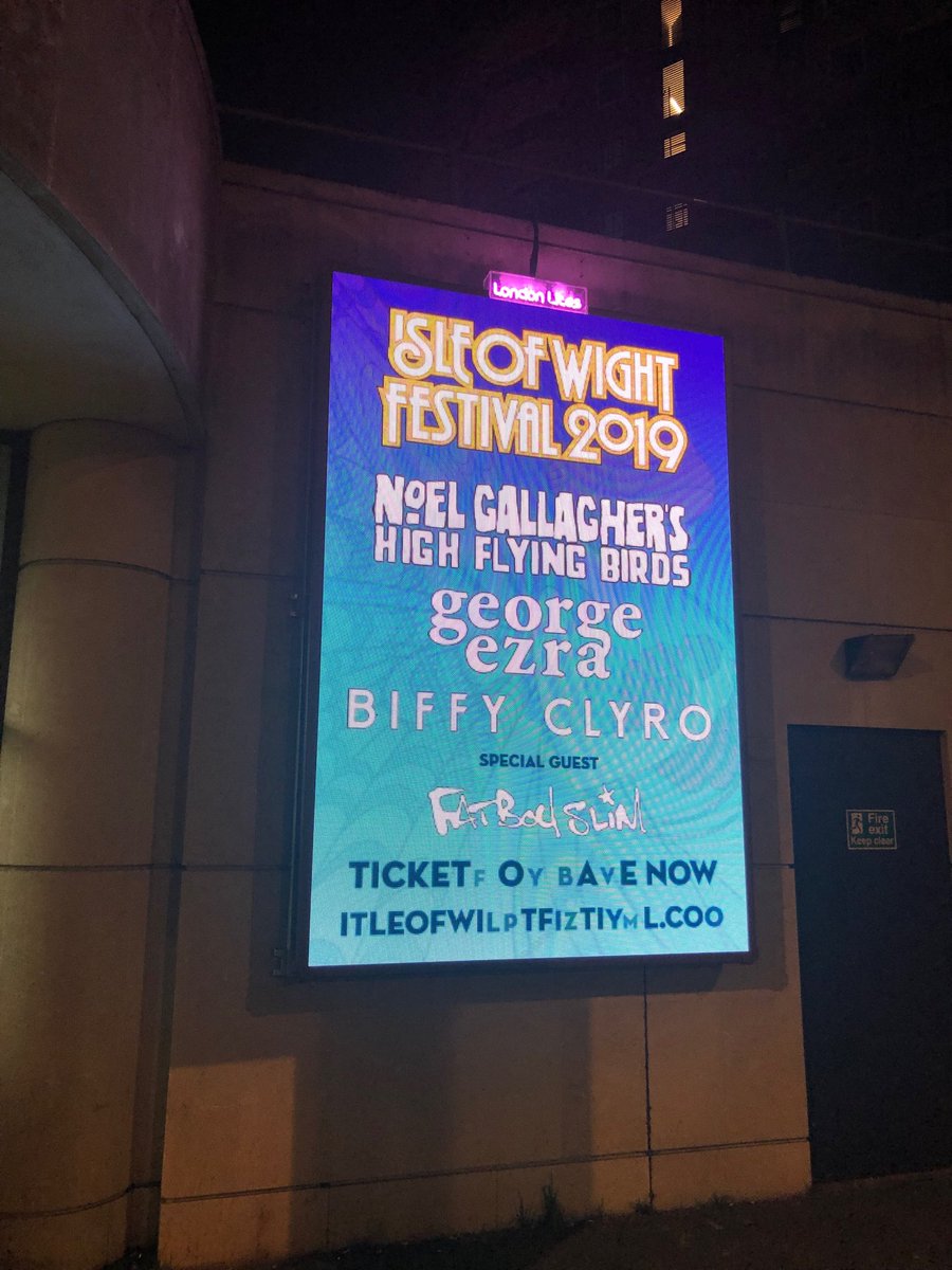 PhilHulme's tweet photo. Nice #dooh in #GloucesterRd @LondonLitesDOOH https://t.co/dgB6smnGUw