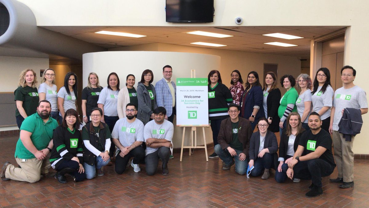 JACentralON's tweet photo. Today in addition to delivering programs to students in schools, @TD_Canada hosted 95 Gr.8 students at one of their offices in the @cityofmarkham for a #JAFieldTrip. It was an amazing day spent learning all about #FinLit &amp; #WorkReadiness #JACOVolunteers #GlobalMoneyWeek2019 https://t.co/S8rSALIrLQ