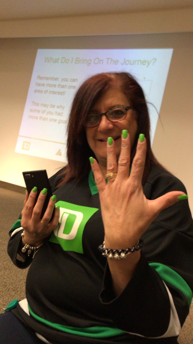 JACentralON's tweet photo. Today in addition to delivering programs to students in schools, @TD_Canada hosted 95 Gr.8 students at one of their offices in the @cityofmarkham for a #JAFieldTrip. It was an amazing day spent learning all about #FinLit &amp; #WorkReadiness #JACOVolunteers #GlobalMoneyWeek2019 https://t.co/S8rSALIrLQ