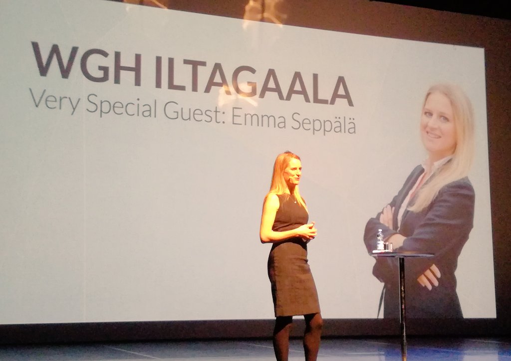 NiinaVenho's tweet photo. 'The best you can do for others is to take care of yourself. When you are happy, you reflect good feeling to everyone around you.' What a fascinating talk by @emmaseppala at @Workgoeshappy #wgh19 tonight! Thank you 👏 https://t.co/dScrPcG5Jp