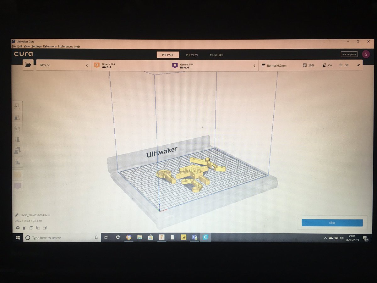 steve_fctuning's tweet photo. When one simply doesn’t have the patience to wait for a @VEXRobotics part, get designing with @adskFusion360 , export out your STL File,import into @Ultimaker Cura (V.4) & commence overnight manufacturing via an @UltimakerGB S5. @AutodeskEDU #thefutureofmakingthings @TEAMEBS https://t.co/vjCggdc1VM