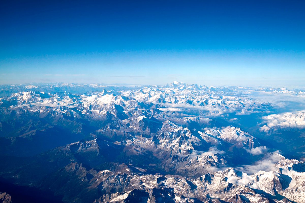 EVOSAR2's tweet image. The lightest 2 kg SAR X-band sensor with high-resolution imagery and multi-mode operation capabilities have been invented by EVOSAR company for various air platforms operation from helicopters to small UAVs. Read more on our website evosar.at/2019/03/10/evo… 
#myfirstTweet #radars